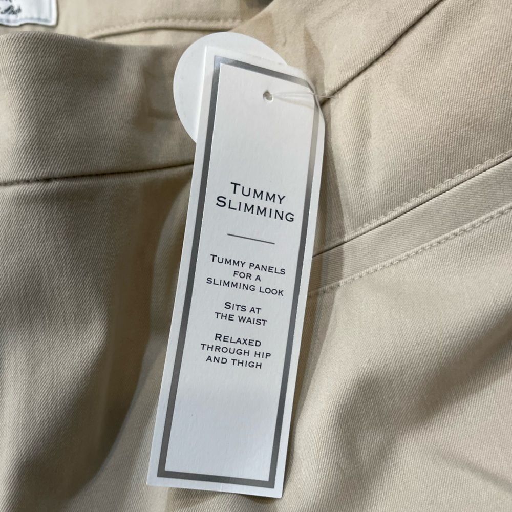 Classic Fit Tummy Slimming Capri - Picture 3 of 12